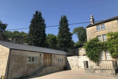 Barley - Cosy Stylish Apartment - Easy Access To Bath And Many Nearby Attractions 博克斯 外观 照片