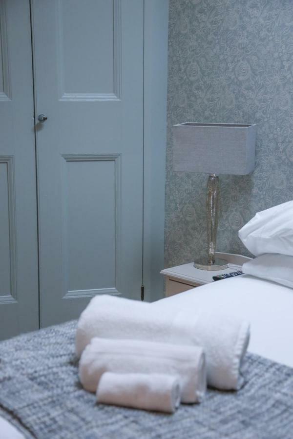 Barley - Cosy Stylish Apartment - Easy Access To Bath And Many Nearby Attractions 博克斯 外观 照片