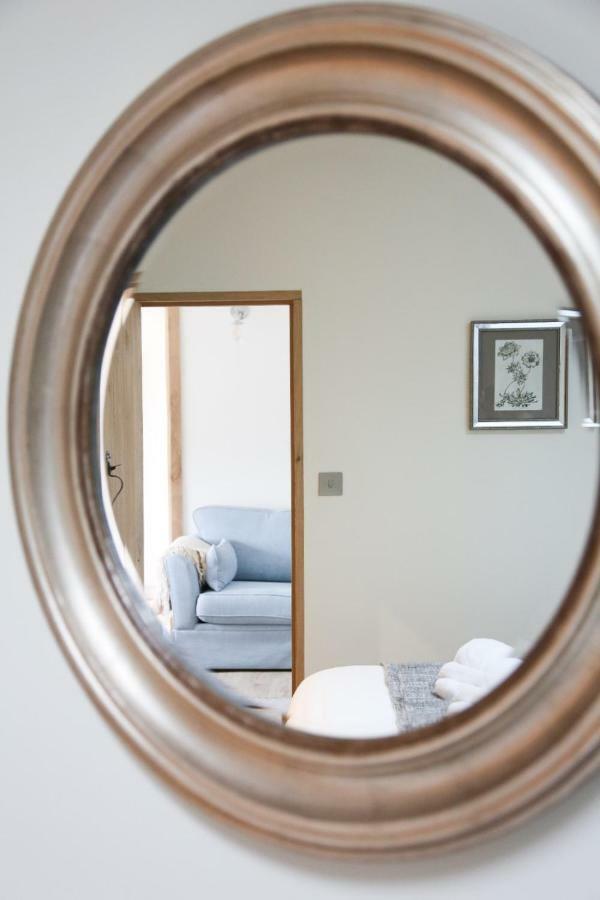 Barley - Cosy Stylish Apartment - Easy Access To Bath And Many Nearby Attractions 博克斯 外观 照片
