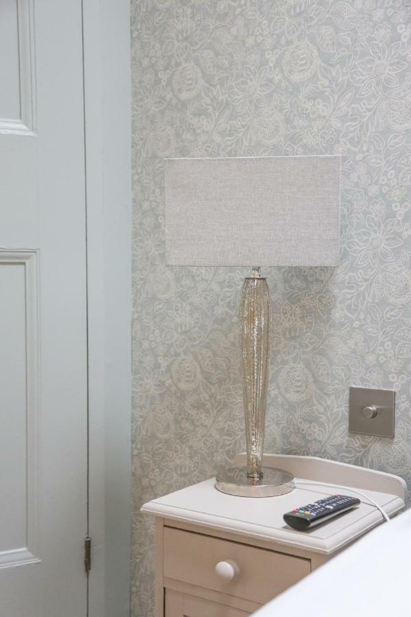 Barley - Cosy Stylish Apartment - Easy Access To Bath And Many Nearby Attractions 博克斯 外观 照片